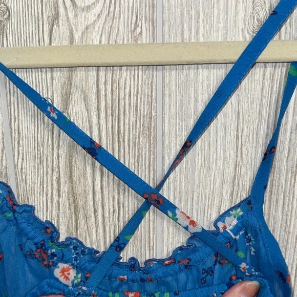 Hollister Blue Floral Tank Top - Picture 4 of 6